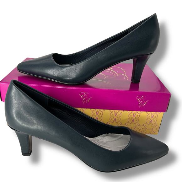NEW Easy Street Navy Blue Pointed Toe Pumps Size 9 Classic Work Office Heels NWT - Picture 1 of 13
